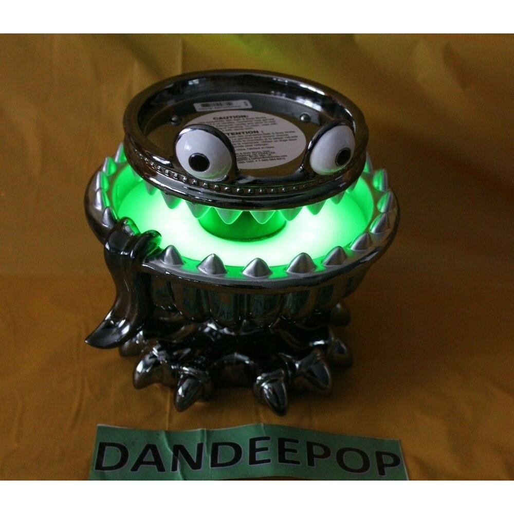 Bath & Body Works 2021 Monster Glow Halloween 3 Wick Jar Pedestal Candle Holder